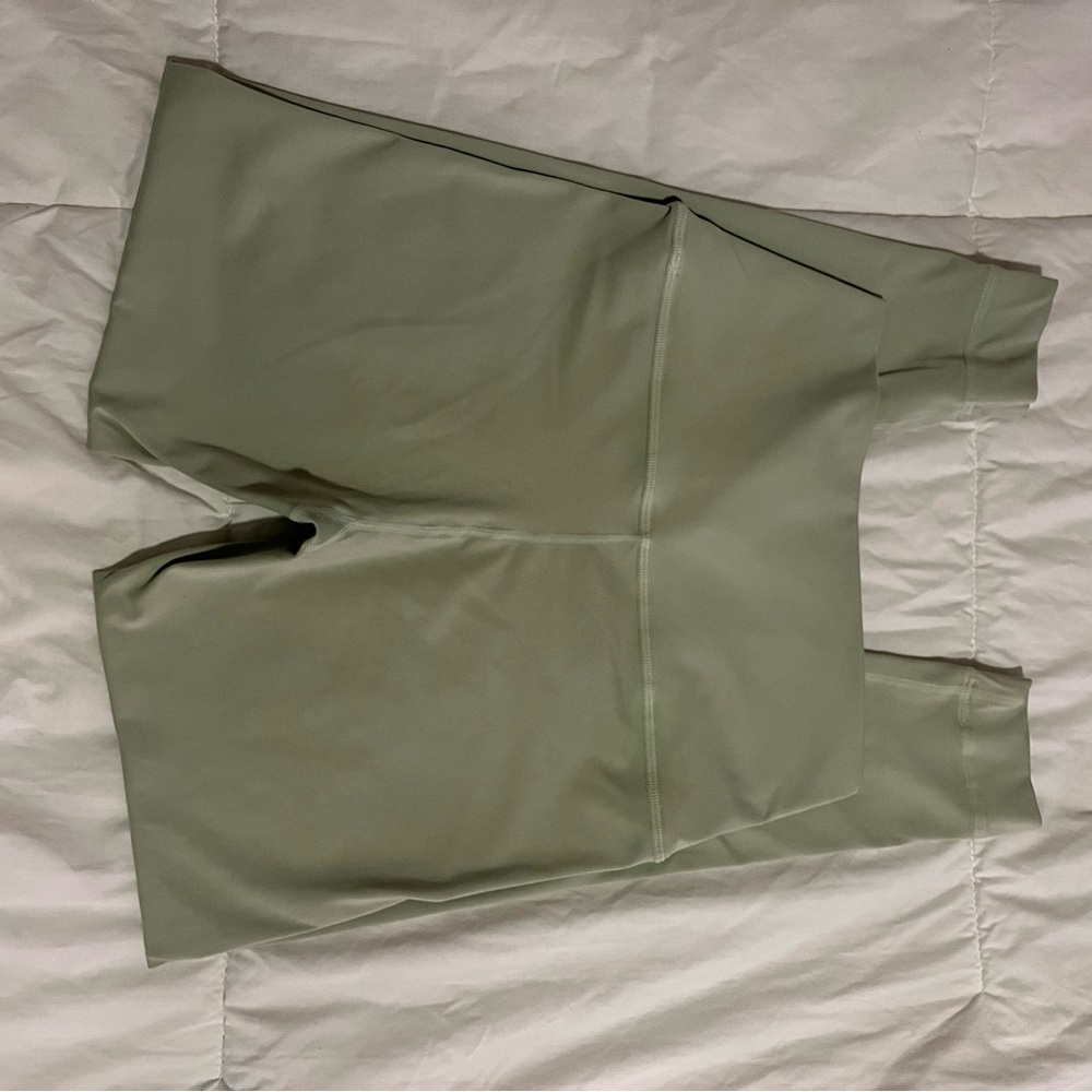 Set active Pistacio colored Luxform Leggings Size Medium